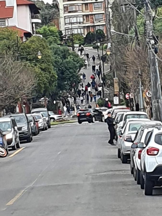 A Um Passo Da Rua Torta Com Wifi 公寓 *
